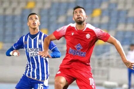 لاعب ودادي يخوض تداريبه رفقة اتحاد طنجة