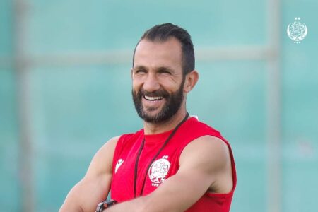 عادل رمزي: ” للمنافسة على جميع  واجهات يلزمنا مدافع ومهاجم”