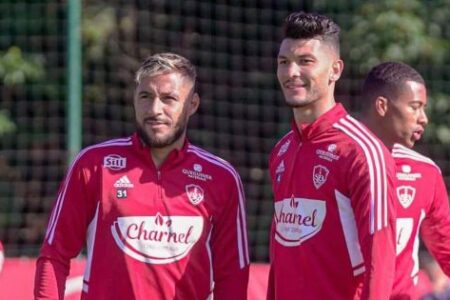 بلايلي يبدي رغبته في الانتقال الى الوداد الرياضي