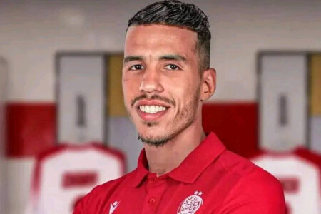 الوداد يرفع المنع ويؤهل لاعبه الجديد حركاس 