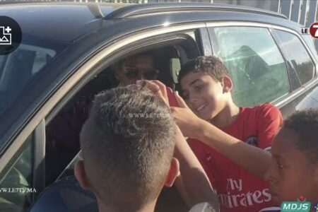 رئيس الرجاء الرياضي ” بودريقة ” يحقق حلم أطفال بتسجيلهم في أكاديمية النادي ” شكرا بودريقة “