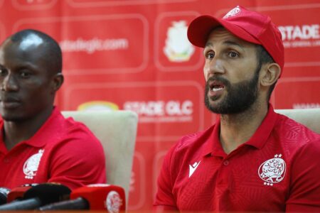 عادل رمزي :كانت مباراة صعبة و الأرضية السيئة لم تساعدنا