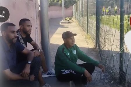 بعض جماهير الرجاء يساندون أمل الفريق ضد الصفاء السلاوي
