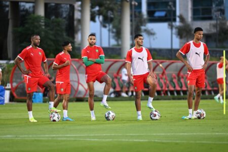 المنتخب الوطني يجري ثاني حصة تدريبية
