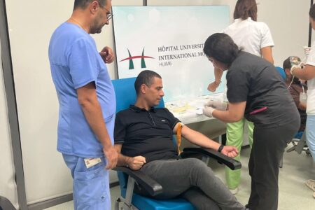 محمد بودريقة ينضم لركب المتبرعين بالدم للمصابين بفاجعة زلزال الحوز