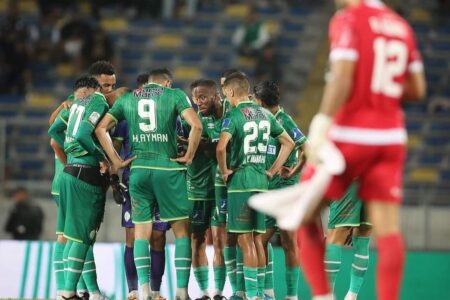 الرجاء الرياضي يستعيد عنصرا بارزا أمام حسنية أكادير