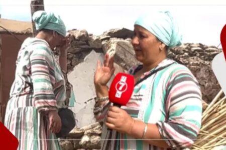اعنف زلزال.. بالدموع امرأة تحكي قصة تشردها وتناشد المحسنين ” مشاتلي بهايمي وعائلتي “