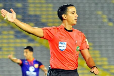 زوراق حكما مساعدا لتقنية الفيديو في مباراة صان داونز والأهلي