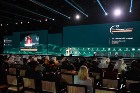 أبوظبي .. انطلاق أشغال الدورة الثامنة لمنتدى الاستثمار العالمي بمشاركة المغرب