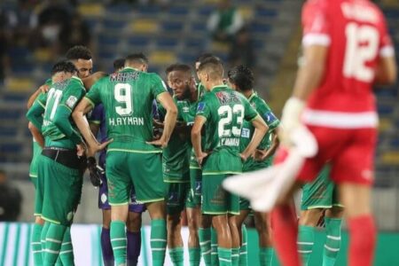 جماهير الرجاء تطالب مكتب الفريق بالاستغناء عن رجاوي بارز