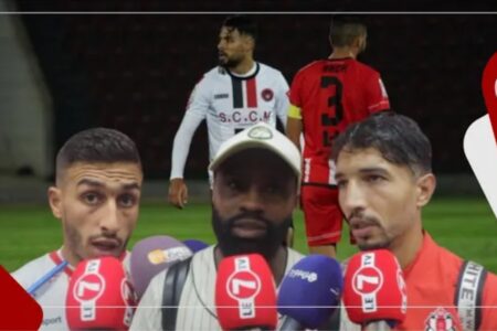 لاعبو الفتح الرباطي يقدمون التعازي لمدربهم بعد وفاة والده