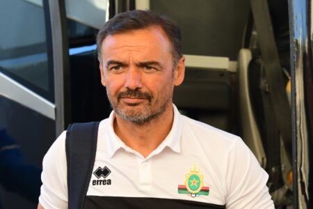 الجيش الملكي يعلن عودة مدربه السابق