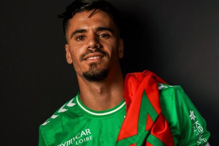 مدرب سانت ايتيان: بنتايك لاعب كبير ومحترم ويحتاج الوقت للتأقلم