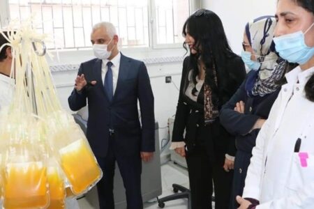آيت الطالب يعطي انطلاقة خدمات 18 مركزاً صحيا بجهة الرباط سلا القنيطرة