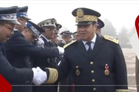 تحية العلم الوطني في ذكرى الإستقلال المجيد بحضور شخصيات وازنة أمام عمالة ابن مسيك