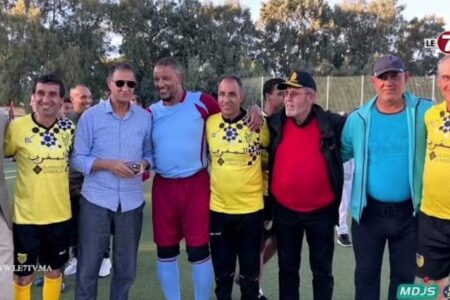 قدماء لاعبي الماص في مباراة تكريمية لأسطورة المغرب الرياضي الفاسي المرحوم “محمد ضريف”