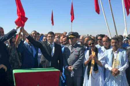 إقليم أسا الزاك:مهدي بنسعيد يعطي انطلاقة أشغال بناء ملعبين للقرب ويتفقد مشاريع أخرى بجماعة المحبس بمناسبة ذكرى المسيرة الخضراء