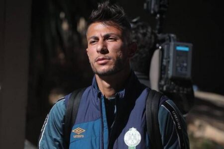 وفاة والد “يسري بوزوق” لاعب نادي الرجاء الرياضي