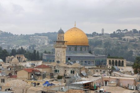مرافعة المغرب بلاهاي بخصوص القضية الفلسطينية تكرس المواقف المشرفة للمملكة إزاء هذا النزاع (محلل سياسي فلسطيني)