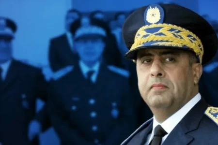 الإعلان عن قائمة جديدة تتضمن عددا من التعيينات في مناصب المسؤولية بالمصالح اللاممركزة للأمن الوطني.