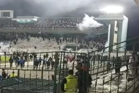اعتقالات بالجملة خلال مباراة الجيش الملكي وأولمبيك آسفي