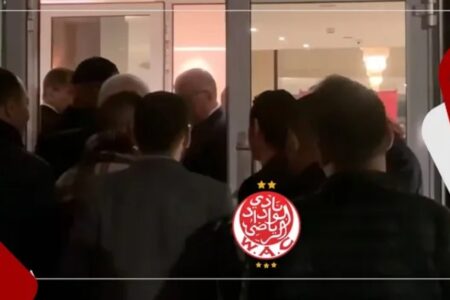 قبل إنطلاق الجموع العامة للوداد.. بداية توافد منخرطي الفريق