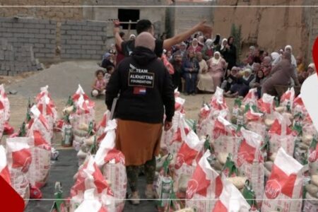 مؤسسة الخطاب تزور ساكنة أمزميز لتوزيع قفة رمضان وكسوة العيد على الأطفال المتضررين من زلزال الحوز