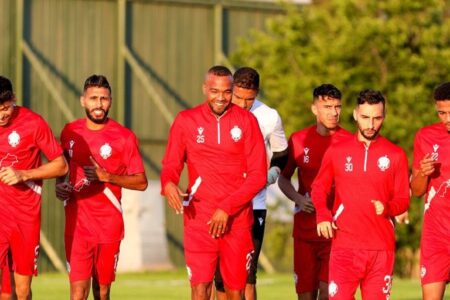 عرض قطري مهم للاعب وداد بارز