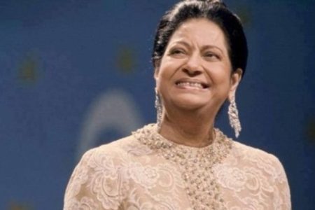 المطربة المصرية الراحلة أم كلثوم تشارك بمهرجان موازين 2024