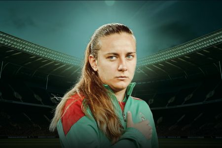 رسميا… لاعبة منتخب الوطني النسوي توقع لفالنسيا الإسباني لموسمين