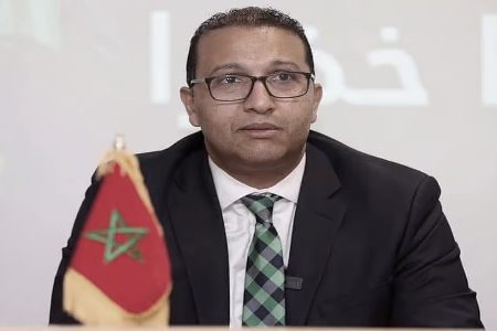 عادل هلا يخلف بودريقة في رئاسة الرجاء