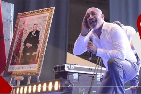 الفنان “سعيد الصنهاجي” يلهب منصة ساحة الأمم المتحدة وتفاعل رائع من الجماهير الحاضرة