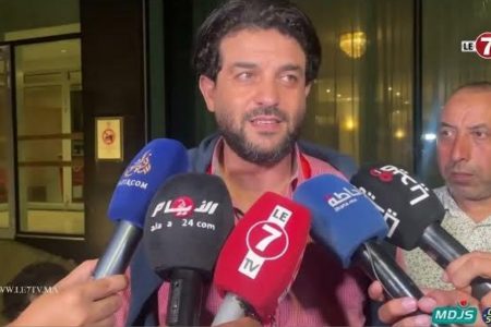 الفنان والمنخرط الودادي “هشام بهلول”: المرشح السابق لرئاسة الوداد أساء للفريق وهذا من أسباب طرده