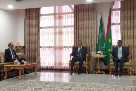 السيد عزيز أخنوش يحل بنواكشوط لتمثيل جلالة الملك في حفل تنصيب الرئيس الموريتاني