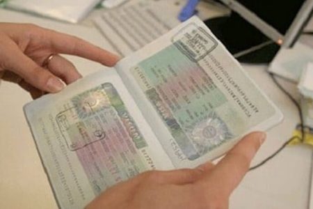 تزوير ملفات تأشيرات ” شينغن” يطيح بشخصين