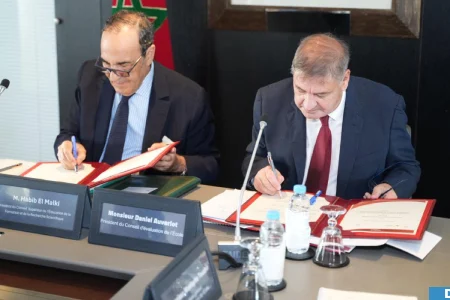 توقيع اتفاقية تعاون وشراكة بين المجلس الأعلى للتربية والتكوين والبحث العلمي ومجلس تقييم المدرسة بفرنسا