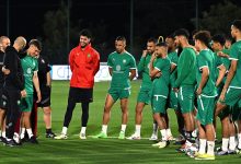 Photo of معسكر المنتخب المغربي يعرف مغادرة لاعب بارز بداعي اصابة