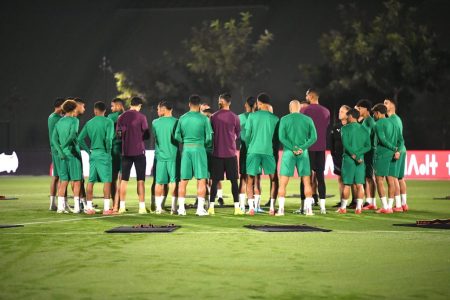 ”الأسود” تخوض أول حصة تدريبية تحضيرا لمواجهة الغابون