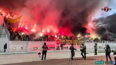 Photo of كراكاج وهستيريا لجماهير المغرب الفاسي بملعب العربي الزاولي