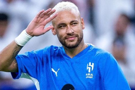 رسميا.. الهلال ينهي عقد نيمار بالتراضي