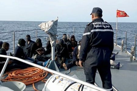 البحرية الملكية تحبط محاولة للهجرة غير النظامية قرب طانطان