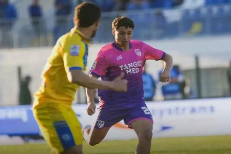 إتحاد طنجة يستعيد نغمة الإنتصارات من بوابة شباب السوالم