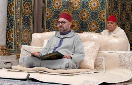 أمير المؤمنين يأمر بفتح المساجد التي تم تشيدها أو أعيد بناؤها أو تم ترميمها في وجه المصلين في بداية شهر رمضان