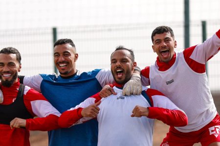 الوداد الرياضي ينجح في تأهيل جميع لاعبيه الجدد قبل مواجهة حسنية أكادير