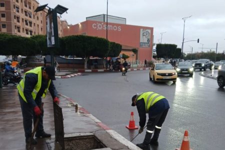 الشركة الجهوية متعددة الخدمات بمراكش آسفي تواصل جهودها في صيانة شبكات الصرف الصحي