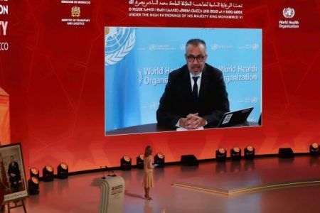 المدير العام لمنظمة الصحة العالمية يشيد بالمبادرة الملكية السامية لإحداث “جائزة محمد السادس الدولية للسلامة الطرقية” 