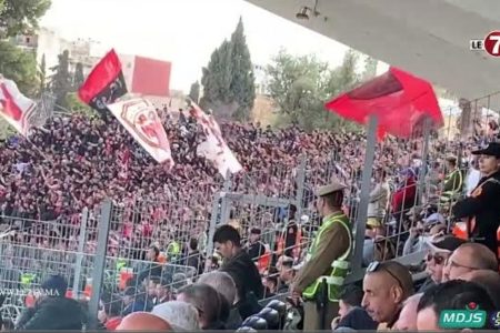 جماهير النادي المكناسي تخلق أجواء استثنائية بمدرجات ملعب الحسن الثاني خلال ديربي الكوديم