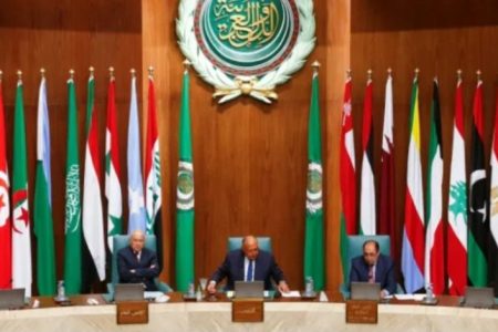 مصر تستضيف قمة عربية طارئة لبحث التطورات الخطيرة في القضية الفلسطينية