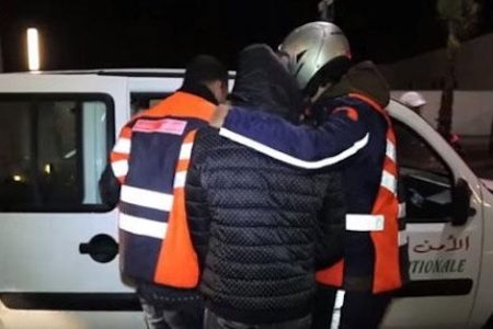 توقيف 14 شخصا من بينهم ثلاثة قاصرين بتهمة إلحاق خسائر مادية بممتلكات خاصة