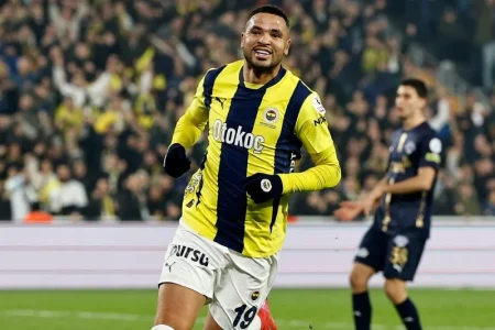النصيري يواصل التألق مع فنربخشة بخامس ثنائية له
